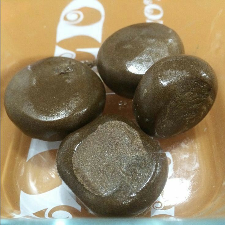 Cannabis Dark Chocolate Truffles Cannabis Dark Chocolate Truffles